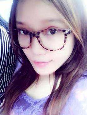 割雙眼皮半個(gè)月了 有雙眼皮的感覺真爽！