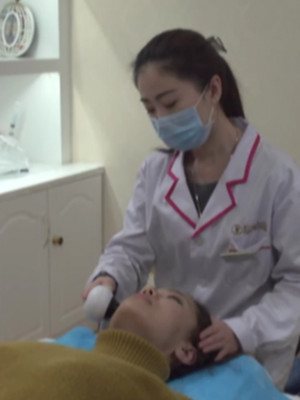 電波l皮緊膚手術(shù)過程及前后對比照片