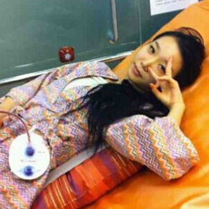 珠江醫(yī)院做的自體脂肪隆胸手術(shù)，三個(gè)月了，有前后對(duì)比果圖片哦~