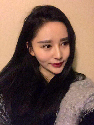 開了眼角之后，眼睛變得很勾人