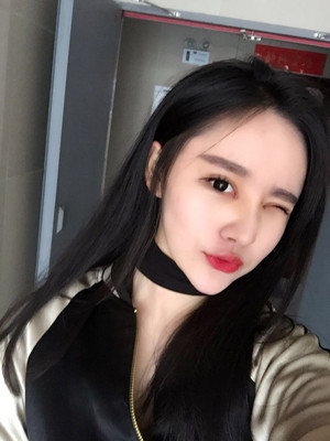 開了眼角之后，眼睛變得很勾人