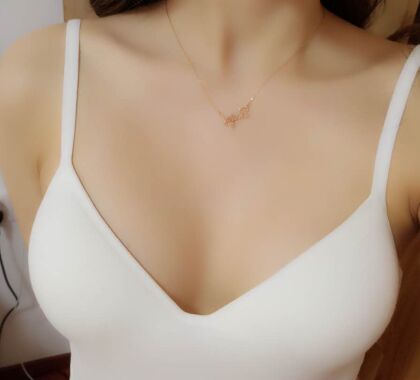 來(lái)看一下我做的自體脂肪移植隆胸果怎么樣