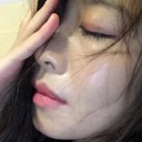 去醫(yī)院做了面部埋埋蛋白線.提升，肌膚緊致果不錯