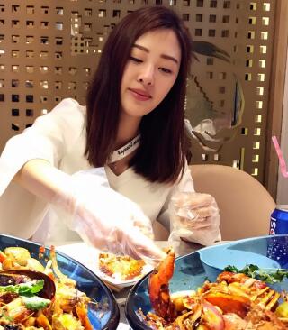 高強(qiáng)度聚焦超聲美容前后對(duì)比圖照片，高強(qiáng)度聚焦超聲適合皮膚輕度松弛患者