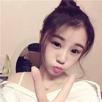 雙眼皮術(shù)后一個月果照片分享，眉山華信李建剛做的哦~