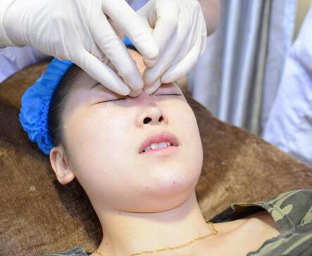 愛悅麗格玻尿酸豐蘋果肌、豐下巴、隆鼻