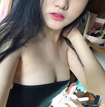 抽脂隆胸一個月 果自然