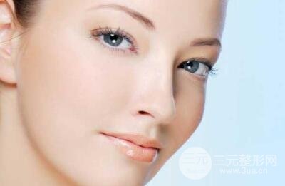 上面部(眉間，額部以及眼外側(cè)區(qū)域)