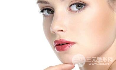 中面部(下眼瞼，鼻部及面頰)