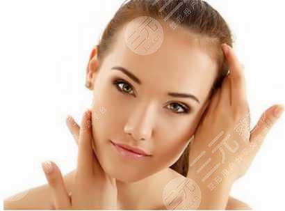 光子嫩膚適合多大年齡？光子嫩膚的優(yōu)勢(shì)有哪些？