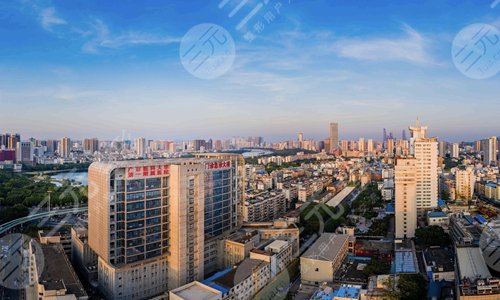 廣西醫(yī)科大學(xué)第一附屬醫(yī)院唇裂手術(shù)哪個醫(yī)生好？專業(yè)醫(yī)生名單發(fā)表