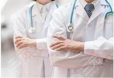 南方醫(yī)科大學(xué)深圳醫(yī)院祛斑醫(yī)生介紹