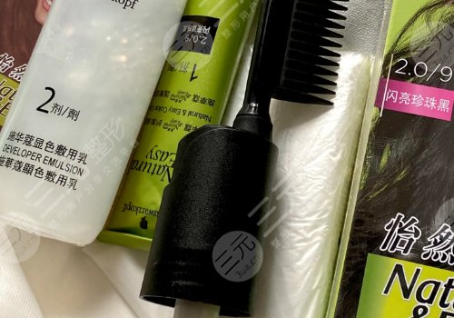 歐萊雅染發(fā)劑和施華蔻染發(fā)劑哪個(gè)好?