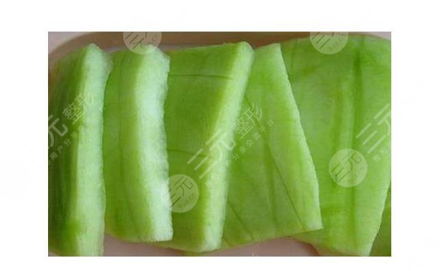 自制祛斑補水面膜怎么做?