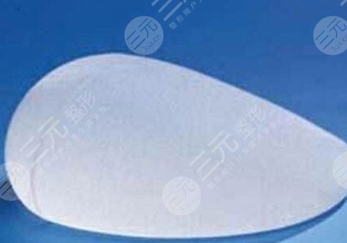 水滴形假體和圓形假體哪個(gè)更好看